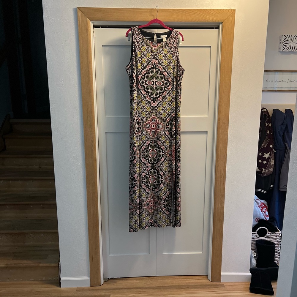 Maxi Sleeveless Dress with side slits